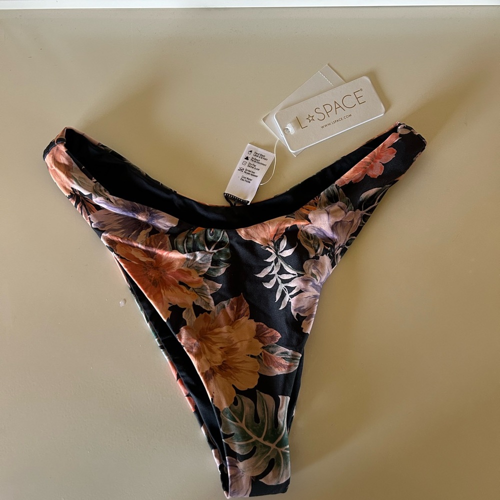 L*SpaceFloral Bottoms - Black